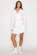 Load image into Gallery viewer, Cozy Soft Flower Print Robe (LOANA)
